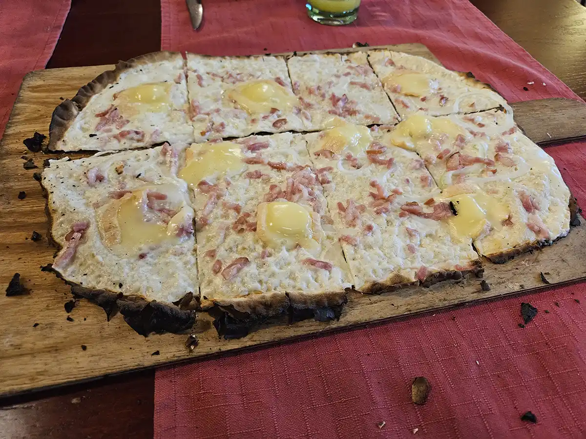 Tarte flambée au Munster - Auberge du cerf a Illkirch le 02 aout 2026